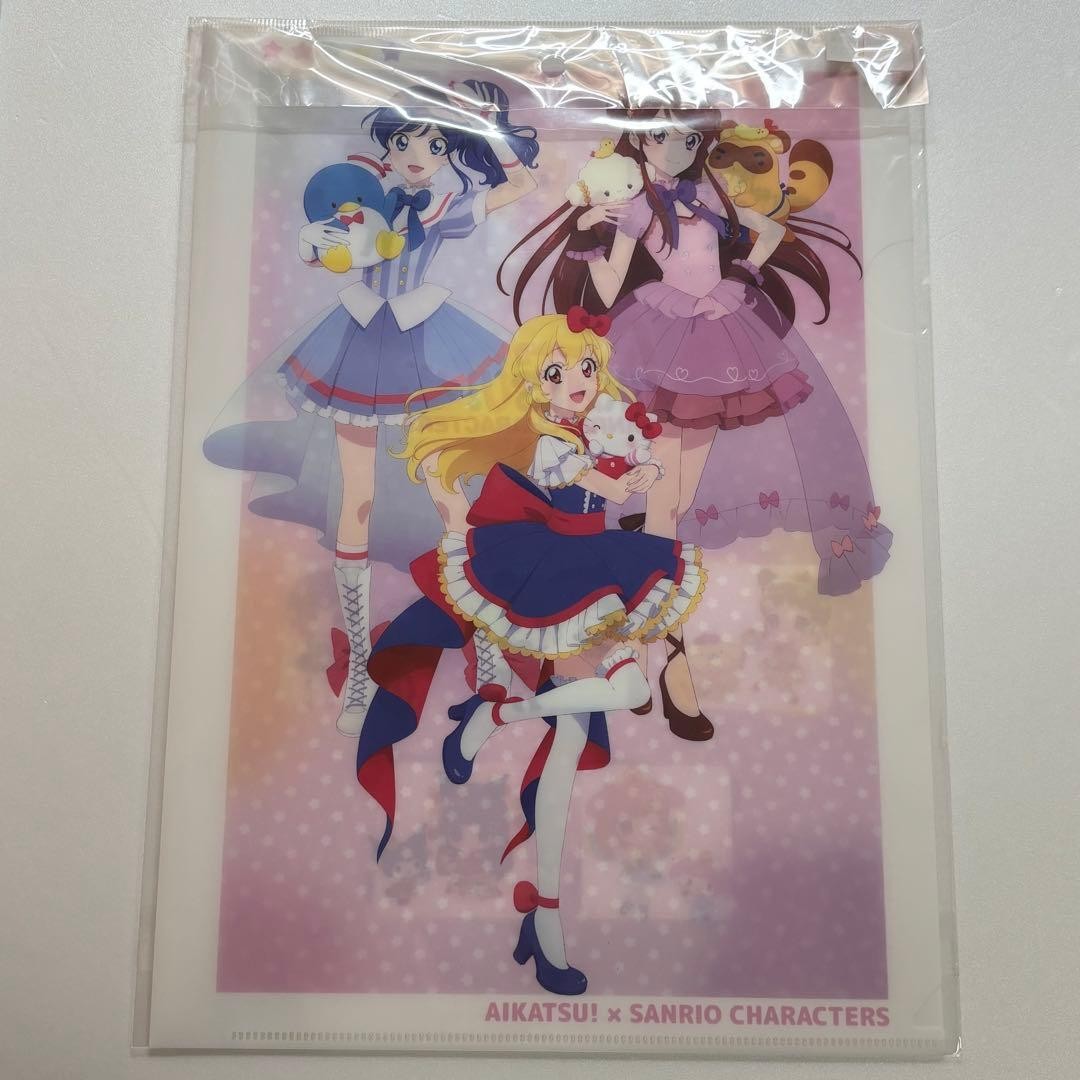 Aikatsu Sanrio Clear File Hoshimiya Ichigo Kiriya Aoi Shibuki Ran
