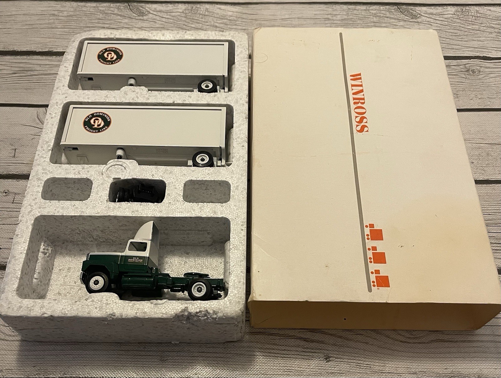 Winross 1/64 1993 Old Dominion Freight Line Truck with Double Trailer ...