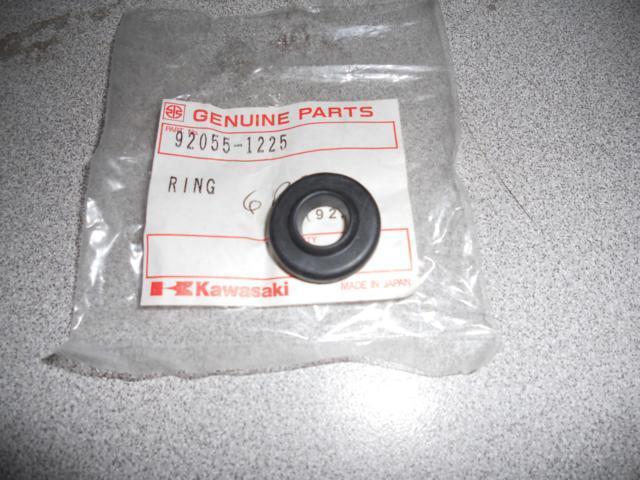 NOS Kawasaki Head Cover Bolt O-Ring ZX750 ZN750 92055-1225 | eBay