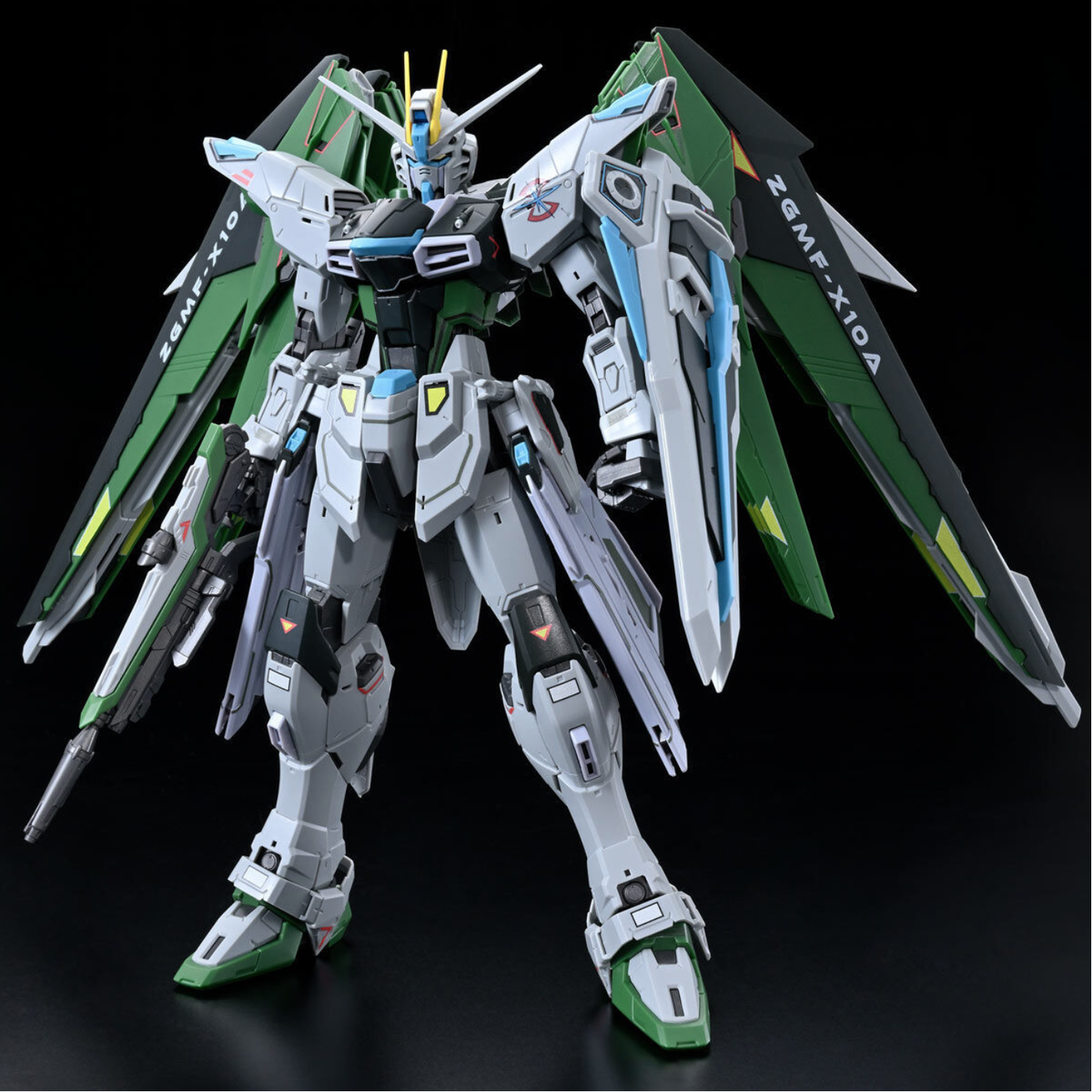 GUNDAM NEXT FUTURE limited MG 1/100 Freedom Gundam Ver.2.0 Real