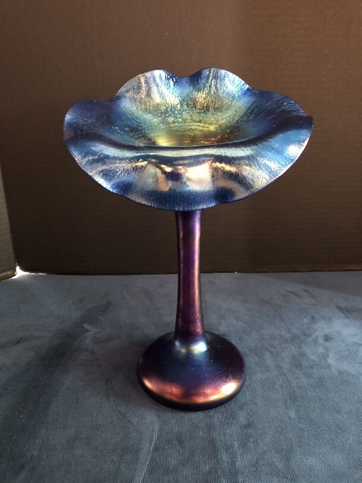 Lundberg Studios Art Glass Jack In The Pulpit Vase Blue Purple Iridescent 1994