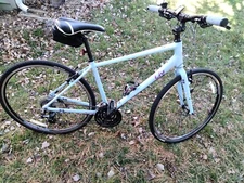 Liv ALIGHT Hybrid Bicycle WOMEN'S 24 Speed Blue Trekking Bike