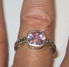 Sterling Silver Ladies Ring with Pink Stone EXCELLENT 
