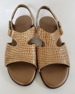 sas tripad sandals