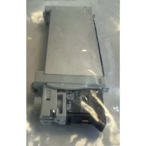 Festo VUVG-B14-M52-MZT-F-1P3 574379 Solenoid Valve New One Free Shipping - Bild 3 von 3
