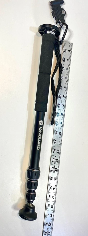 Vanguard Tracker AP-244 Monopod Aluminum Alloy Adjustable Rubber Ft -3 Stage Leg - Image 3 of 4