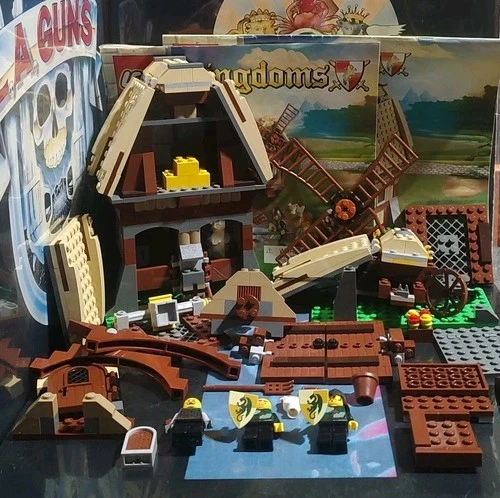 LEGO 7189 Kingdoms Castle Mill Village Raid Incomplete Set Instructions & Knight