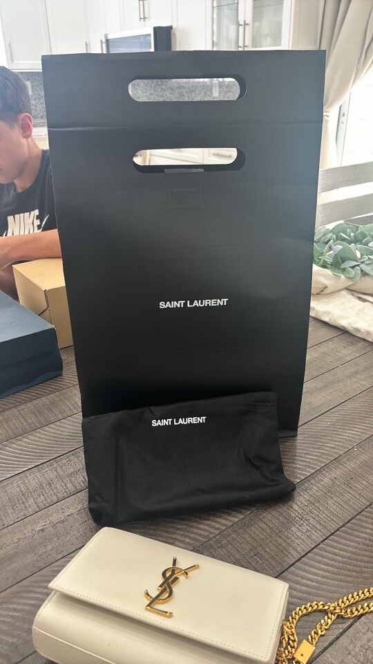 Borsa a tracolla Saint Laurent Kate piccola in pelle in rilievo