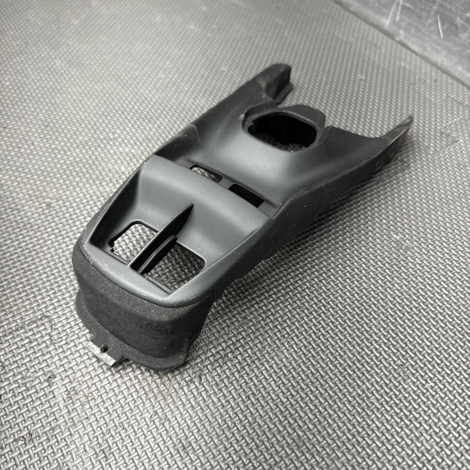 15-19 FERRARI 488 CENTER TUNNEL CONSOLE TRIM PANEL OEM LEATHER