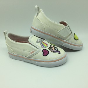 unicorn alien vans