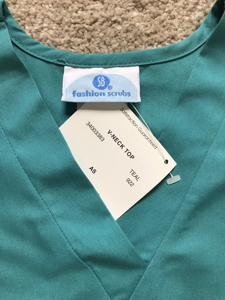 Simply Basic Womens Medical Scrub Top V-Neck Teal Green Size Small NWT - Image 2 of 3