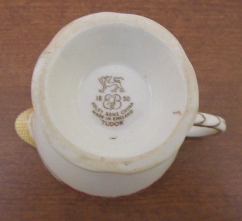 EB Foley Vintage "Tudor" Fine Bone China England Creamer - Picture 6 of 6