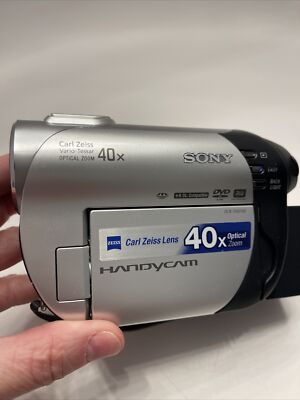 SONY Handycam Carl Zeiss 40倍ズーム SONY Handycam Carl Zeiss 40倍ズーム ソニー、空間光学手ブレ補正
