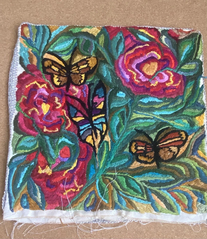 vintage Needlepoint cushion Doable Side Cushion Beautiful 35x35cm-207 - Image 2 of 4