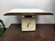 Vintage Hanson Nursery Baby Scale 1-25 lbs.