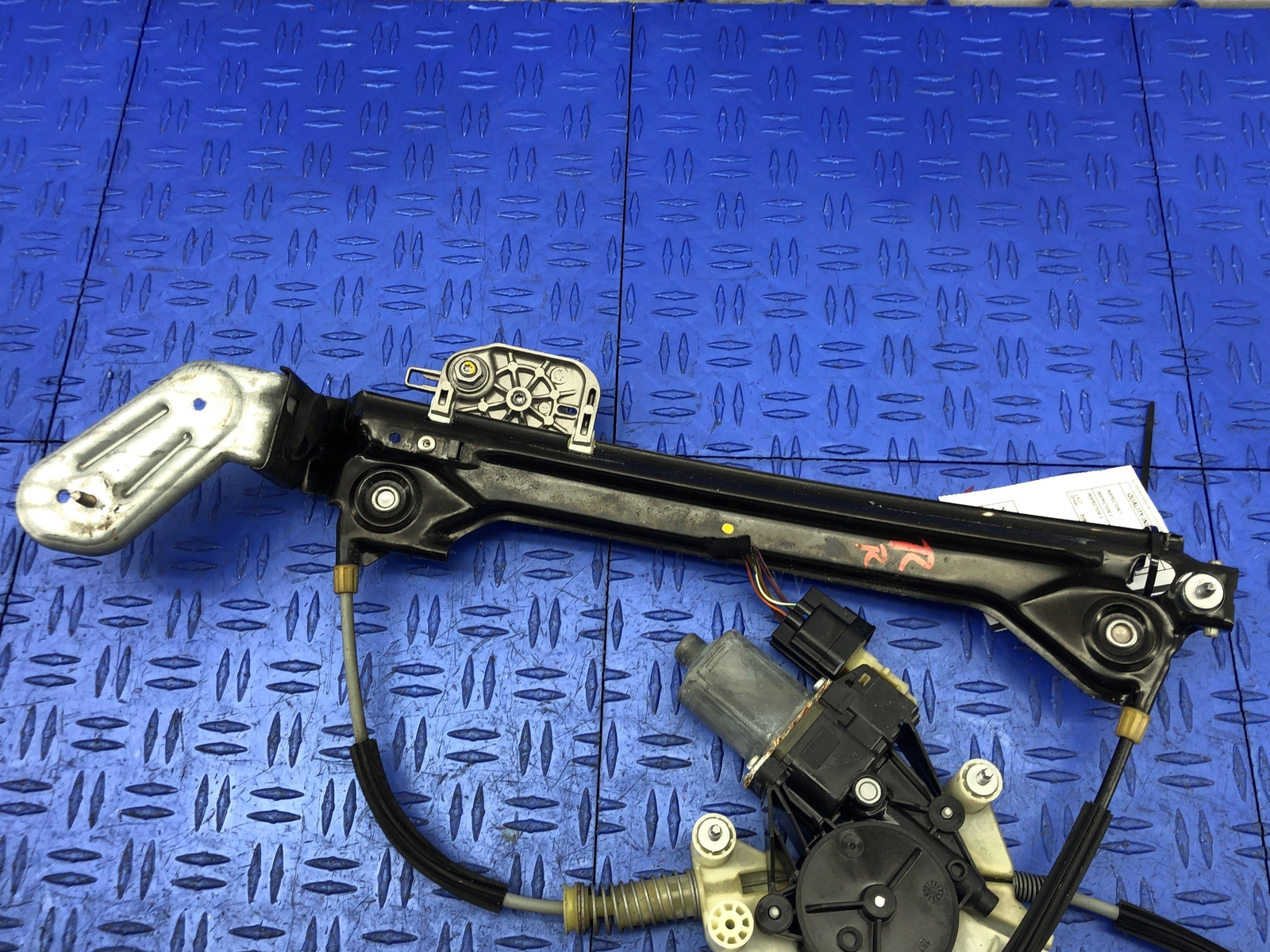 2014 - 2019 MASERATI GHIBLI M157 REAR RIGHT REAR DOOR WINDOW REGULATOR W/MOTOR