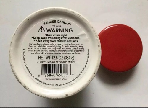 YANKEE CANDLE ICED PINE BERRY 12.5 oz PERFECT PILLAR HTF HOLIDAY SCENT RETIRED - Picture 3 of 3