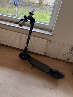 Segway/Ninebot E-Scooter E2 Schwarz