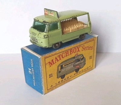 Matchbox RW #21c 1:74 ''Milk'' Float türkis mit Repro ''D'' Box Lesney Series-75 