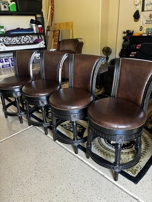 Set of 4 Traditional Brown Leather Barstools with Backrest, Wood Frame