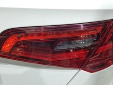 Feu arrière Audi V8