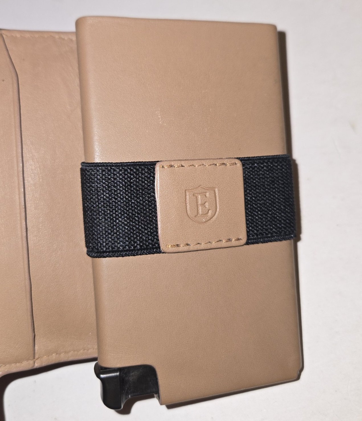 Ekster Parliament Wallet Cardholder Roma Cognac Color w/Ekster 8 in 1 Tool Card