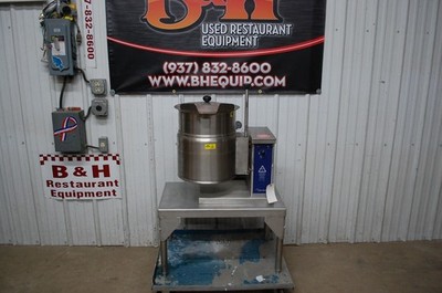 Cleveland KET-6-T Steam Jacketed Tilt Electric Soup Kettle w/ Stainless Stand
