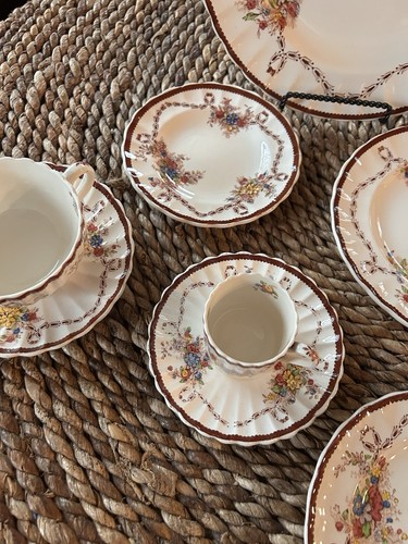 8 Piece Pl. setting “ Husk“ Copeland plate, bread plate, tea, coffee cup,desert - Picture 8 of 21