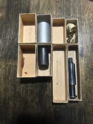 Herters Shotshell Reloading Column Gauge, Spring Fingers, 8 Point Crimp, Bushing