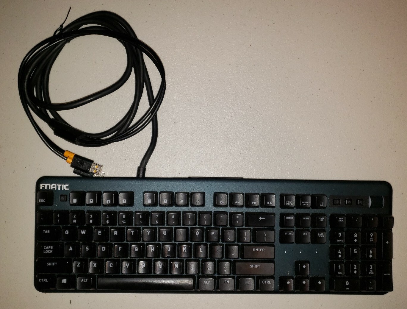 Fnatic Streak Wired Gaming Mechanical Cherry Red MX RGB Switch Keyboard - VG