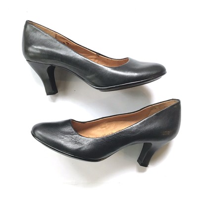 sofft black heels