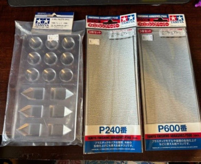 TAMIYA 87125-15 WELL PALETTE & P240 / P600 FINISHING ABRASIVES(3 SHEETS PER PKG)