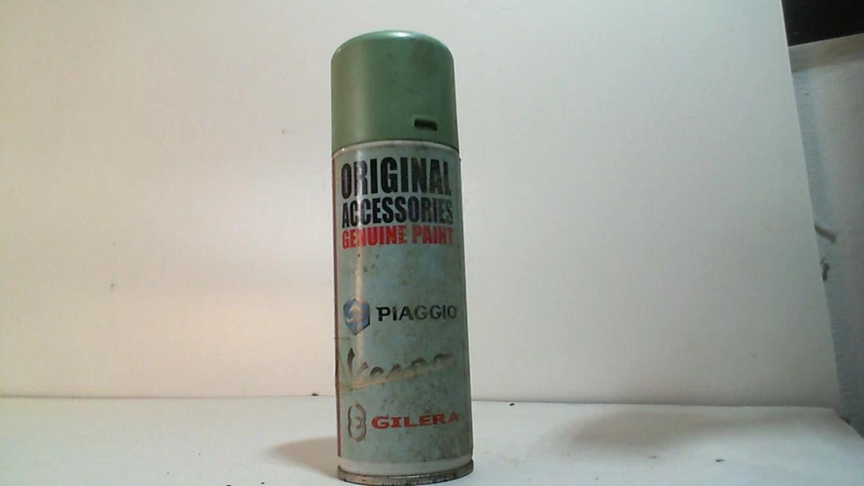 BOMBOLETTA VERDE VINTAGE 379 VERNICE SPRAY ORIGINALE PIAGGIO