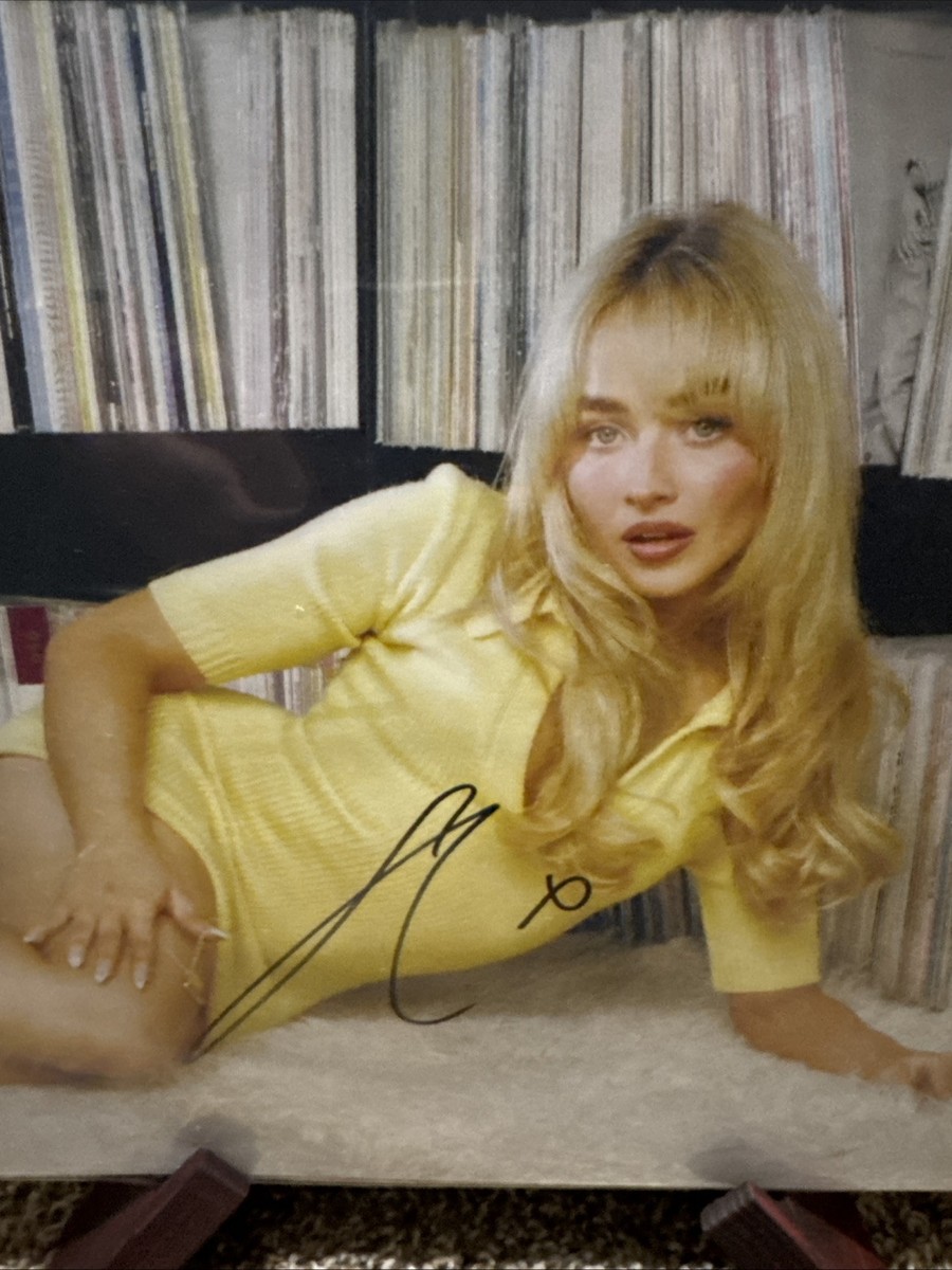 Sabrina Carpenter Short N Sweet Vinyl SIGNED New ⚡️SHIPS TODAY Sabrina Carpenter Short N Sweet Vinyl SIGNED New ⚡️SHIPS TODAY