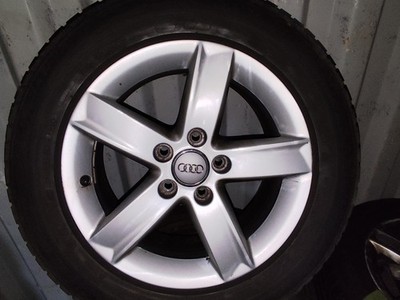 4xOrig. Audi A4 8K B7 B8 Alufelge 7x16 ET46 8K0071496 mit 225 55 16 Winterreifen