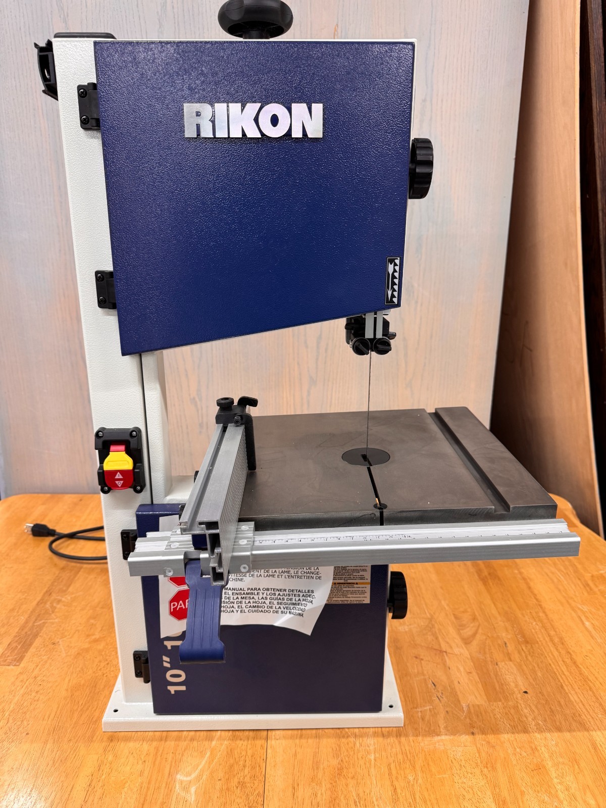 Rikon 10-3061: 10&Prime; Deluxe Bandsaw