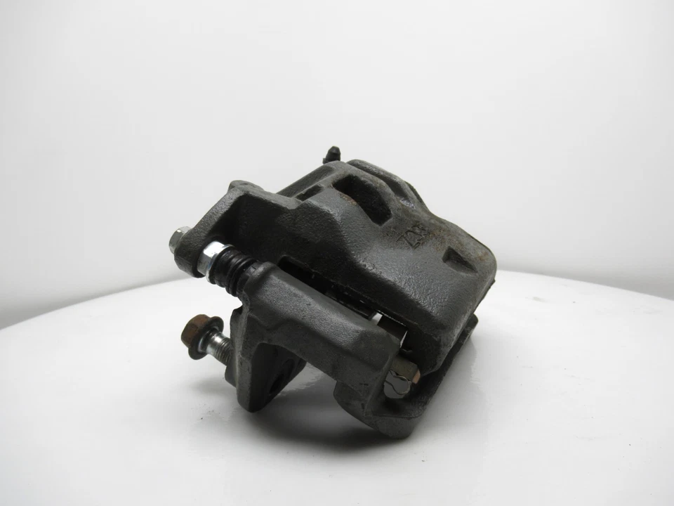 2005-2009 Nissan Xterra Brake Caliper Assembly Front Right 41001‑EA005 OEM Foto 4 de 4