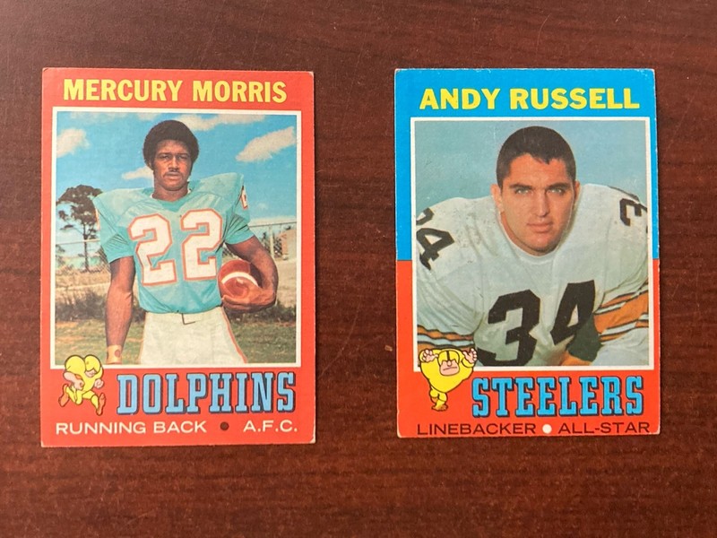 Lot Of 1971 Topps Football Cards - Mercury Morris & Andy Russell