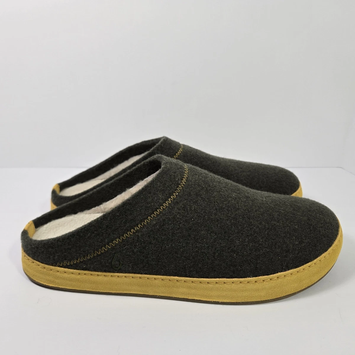 OluKai Slippers for Men for sale | eBay