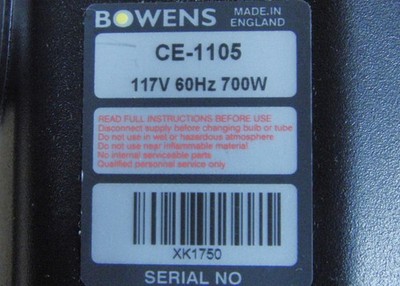 2 Calumet travelite 750 Studio flash. CE-1080 117v 60hz With 1 Remote Control