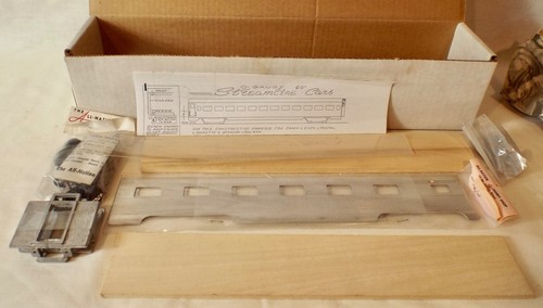O SCALE ALL-NATION LINE 60'S HORTIE COACH KIT WITH TRUCKS
