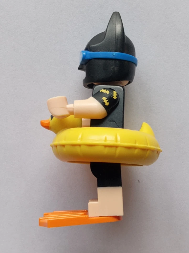 Minifigura LEGO Batman Película Serie 1 71017 Vacaciones Batman ¡Excelente Estado! Foto 2 de 4