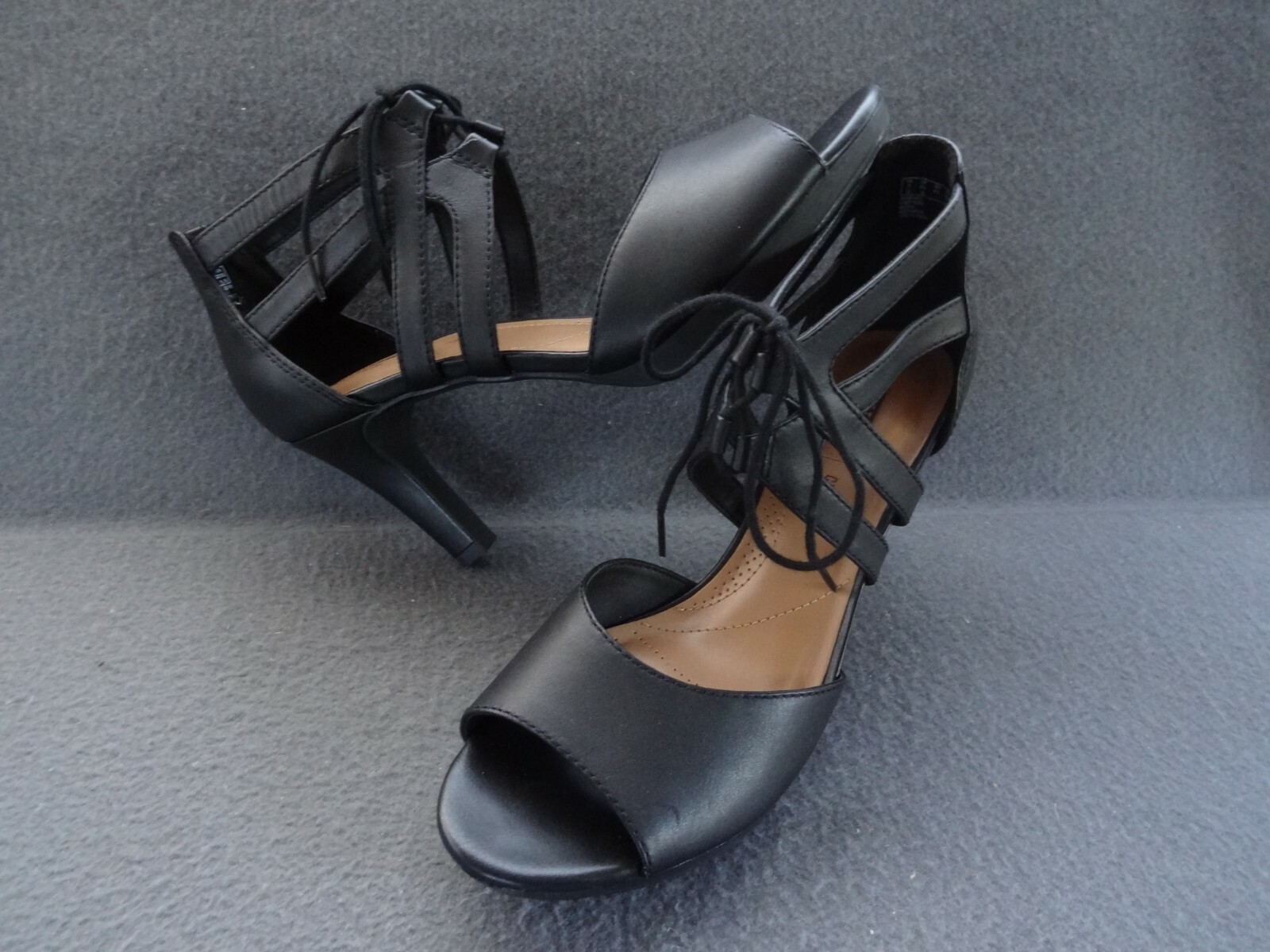 clarks adriel elaina