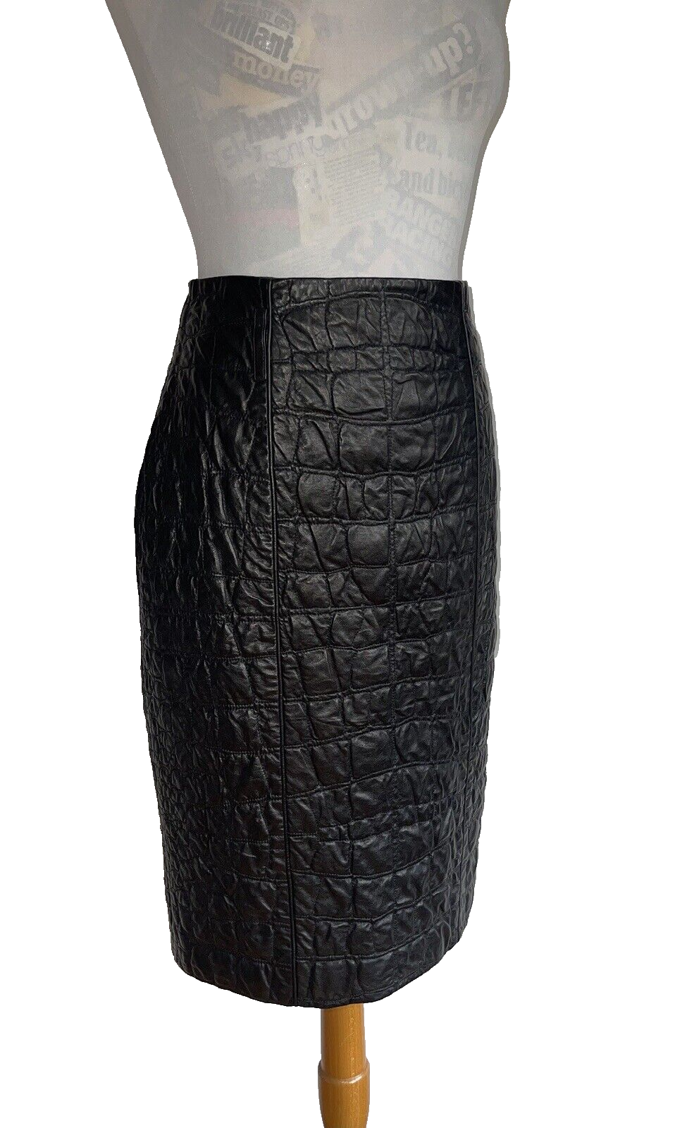 Gonna Yves Saint Laurent 38 pelle di coccodrillo nera morbida foderata Italia