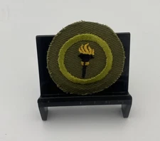 BSA PUBLIC HEALTH MERIT BADGE TYPE   E KHAKI, WIDE BORDER 1947-1960