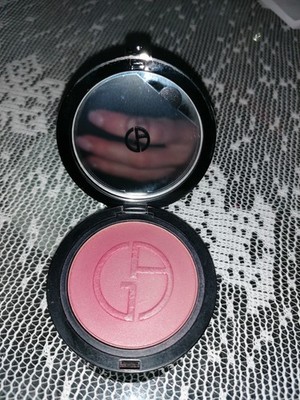 Giorgio Armani Luminous Silk Glow Blush 61
