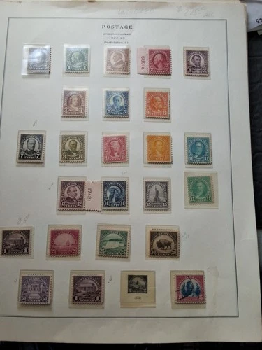 US Stamp Collection on Pages 1922-1935 Unused MH / MNH See