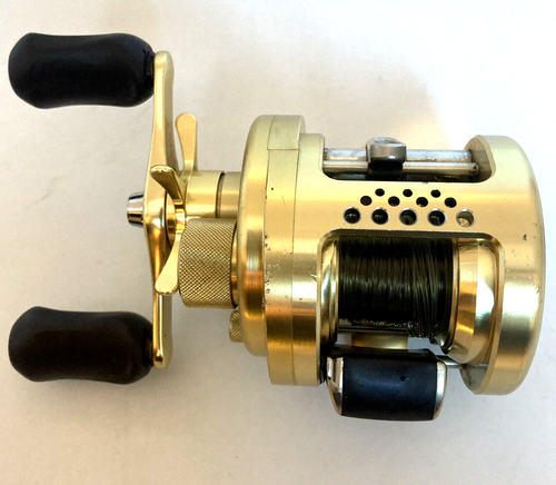 Carrete de fundición de cebo izquierdo Shimano 01 CALCUTTA CONQUEST 101 de JAPÓN "Excelente++" - Imagen 6 de 24