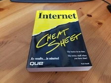 The Internet Cheat Sheet by Ned Snell 1999 Que Corp Paperback; FREE S/H!
