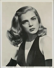 Undated Press Photo Studio Style Promotional Image Actress Lizabeth Scott